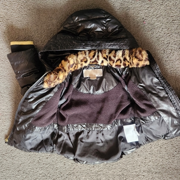 MICHAEL KORS Kids Puffer Jacket Size 2T Black Quilted Designer Winter Outdoor - Picture 7 of 12